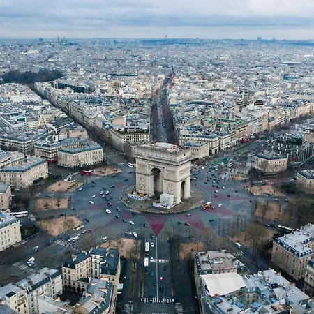 Arc De Triomphe Champs Elysees * Paris